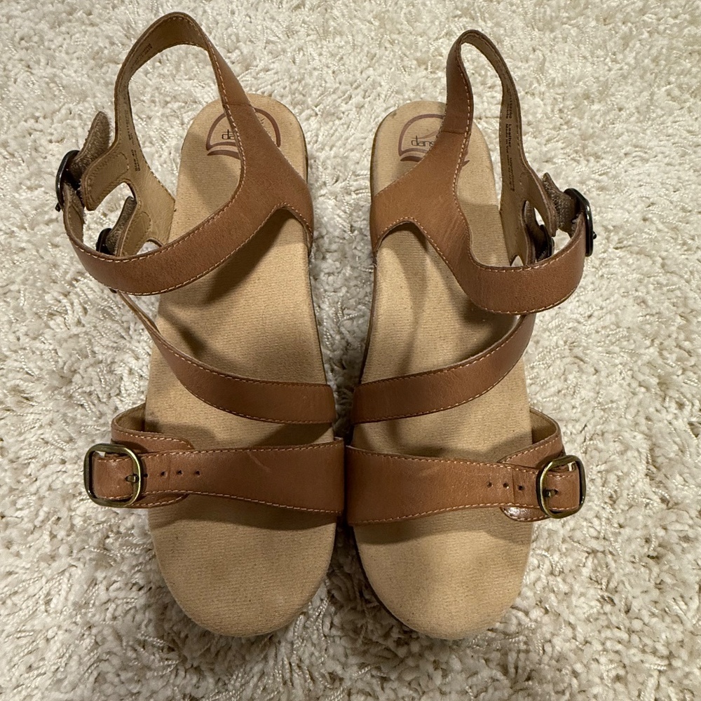 NEW!!  Dansko Sandals - size 40/9 - Picture 7 of 7